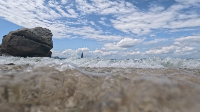 蜈支洲岛清澈的海水