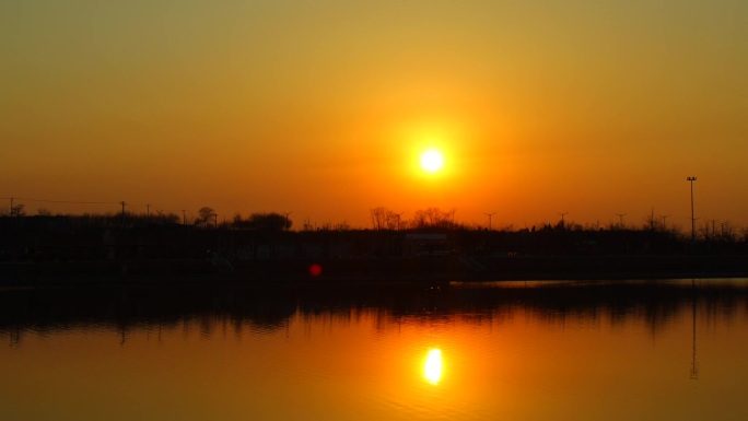 石川河橘色日落