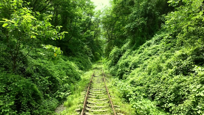 贵州贵阳废弃火车轨道铁路