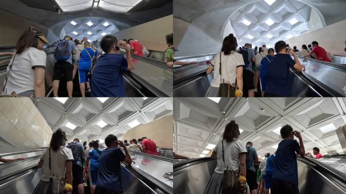 扶梯 电梯  游客 旅游玩 八达岭长城站