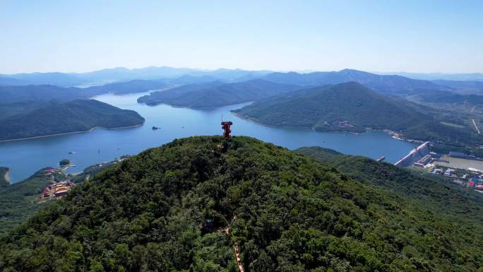 吉林市松花湖秋季风光朱雀云顶瞭望塔航拍