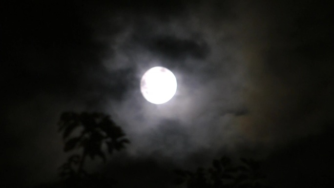 月亮 中秋月亮 赏月 月亮云层飞机穿梭