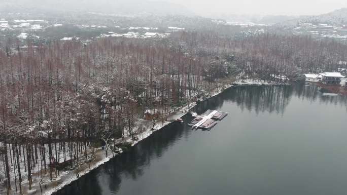 4K航拍湖心岛西湖雪景