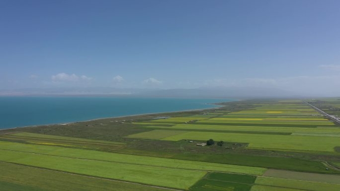 夏天的青海湖