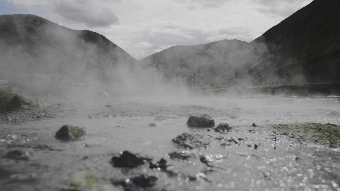 地热 活火山 火山温泉 天然形成的温泉