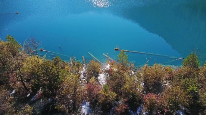 航拍中国九寨沟犀牛海秋色