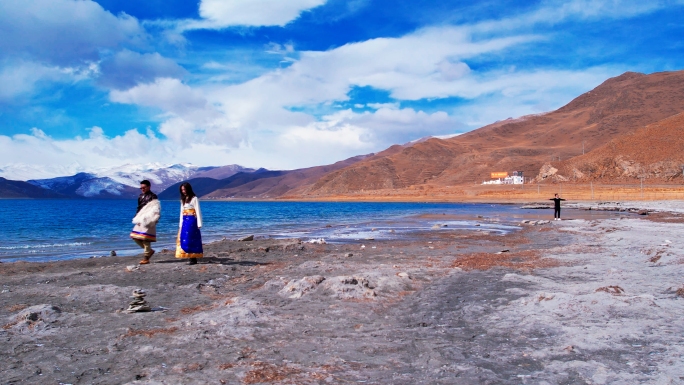 西藏拉萨羊湖羊卓雍措藏区湖泊风光西藏旅游