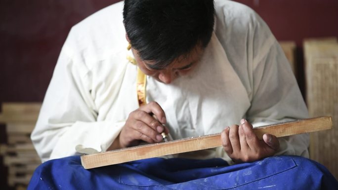 传承人宣传片视频素材 木刻西藏文字