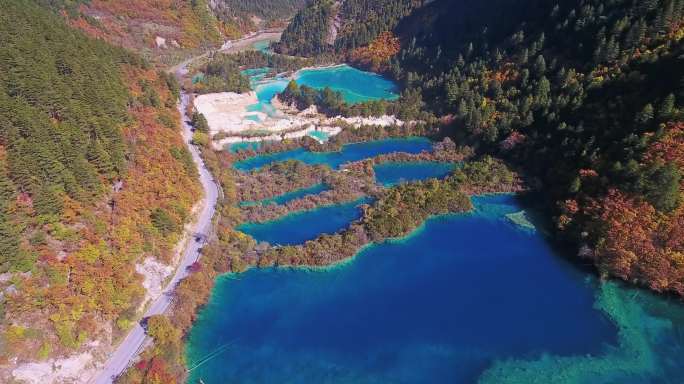 航拍九寨沟地震后树正沟火花海