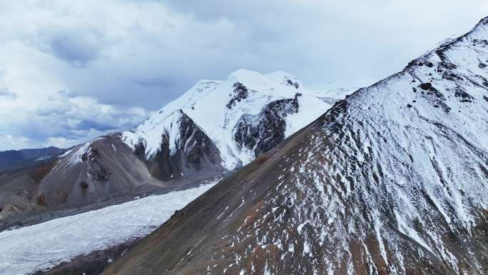 雪山