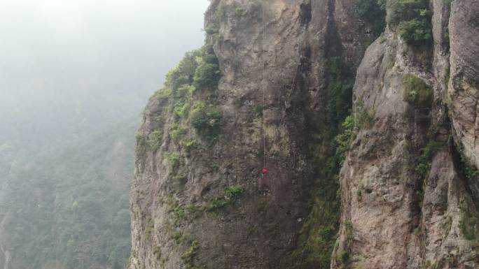 浙江温州雁荡山景区灵岩飞渡表演4K航拍