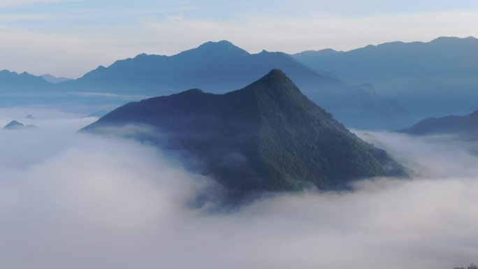 重庆大巴山航拍