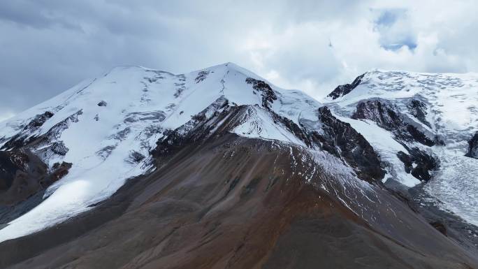 雪山