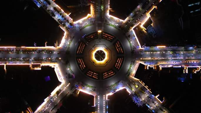 俯瞰新疆特克斯八卦城夜景