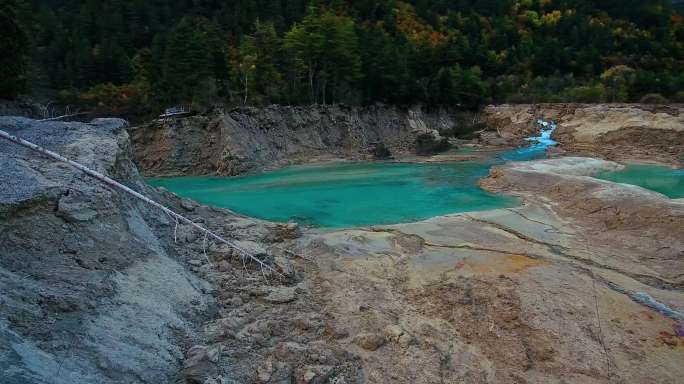 航拍四川九寨沟火花海地震后