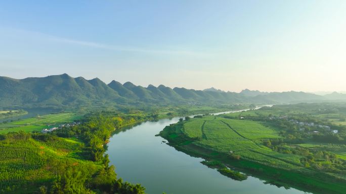 航拍青山绿水河流