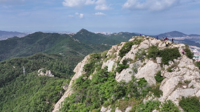 航拍威海市环翠区棉花山脉雕山山峰