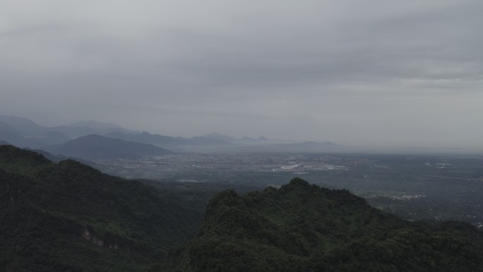 青城山-看市内方向