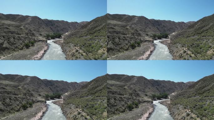 丹霞河谷  独库公路百里丹霞