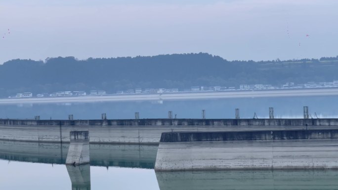 水库大型蓄水