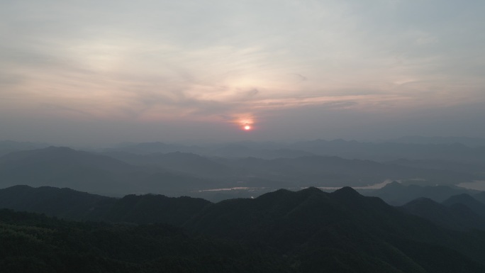 航拍4k实拍 日出 大山