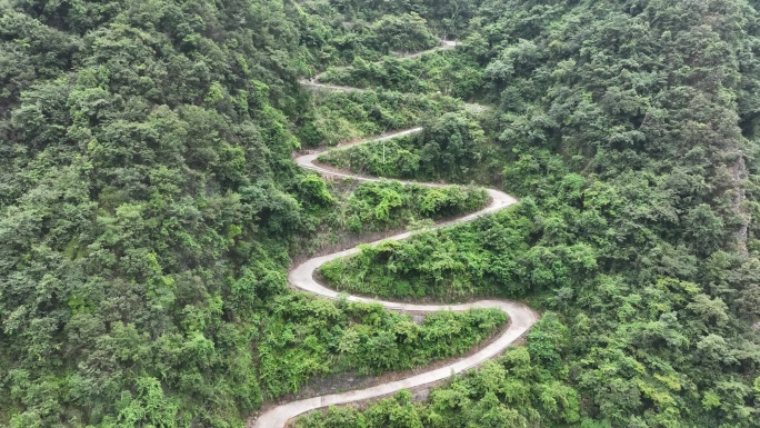 湖北宜昌长阳乡村十八拐公路