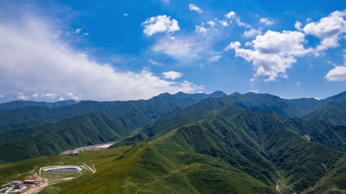 积石山黄草坪彩云