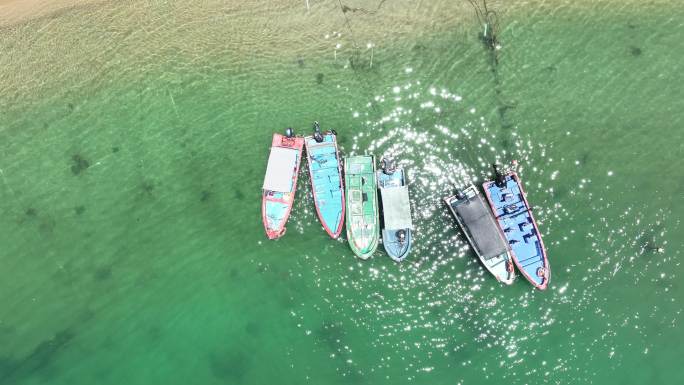 深圳海上的小船