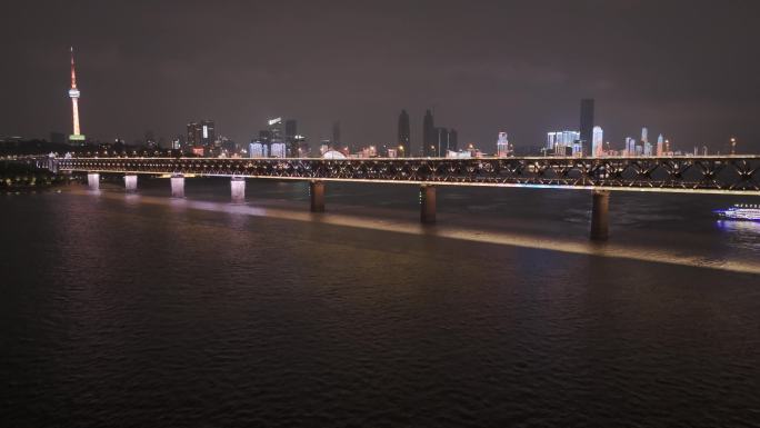 武汉长江大桥水面航拍夜景