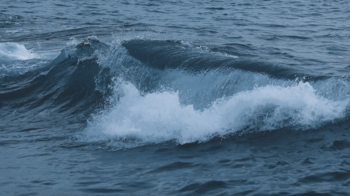 汹涌大海海浪翻滚