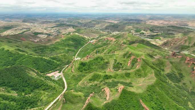 航拍固原西吉县火石寨国家地质公园丹霞地貌