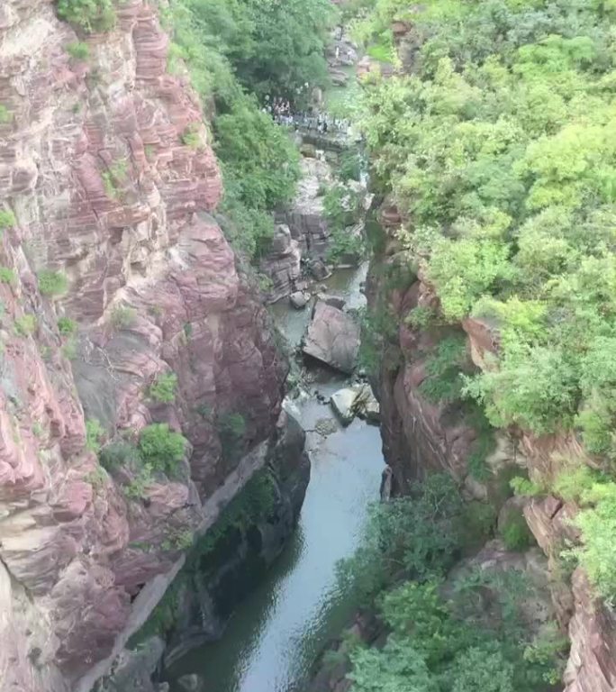 大山里的美景