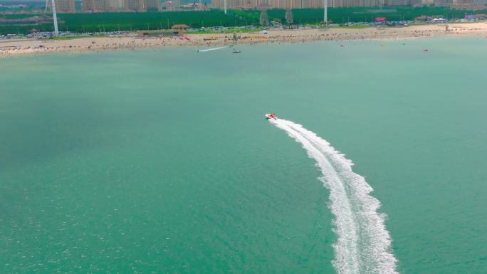 山东省威海市那香海海边浴场快艇