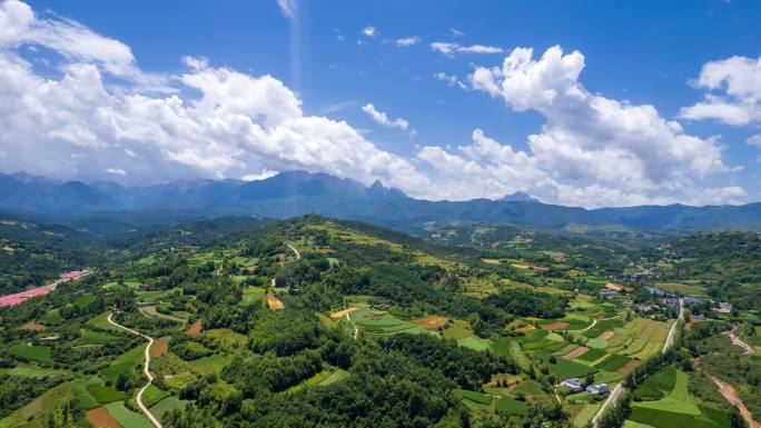 和政县太子山风貌