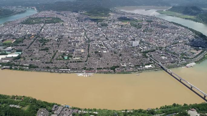 四川阆中古城：千水成垣，天造地设