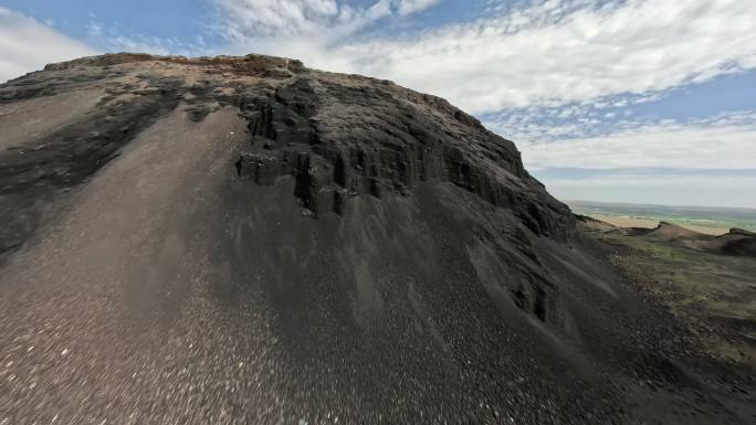 穿越机航拍内蒙古乌兰哈达火山自然景观4K