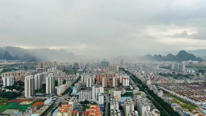 贺州市区 局部大雨航拍素材