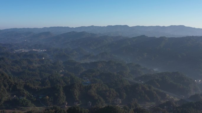 云海 山 雾气 森林 大自然