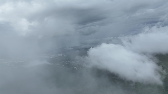 香港鸡公岭高山草原云海