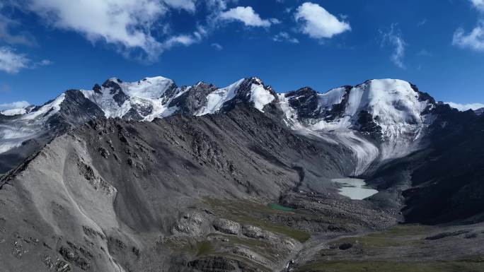 雪山之巅