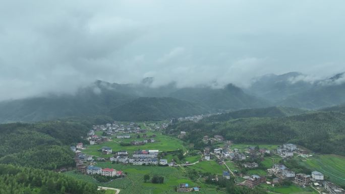 雨后乡村航拍农村风光美丽乡村振兴绿色农村