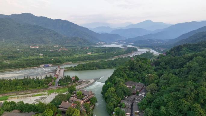 航拍清晨的四川都江堰旅游景区风光