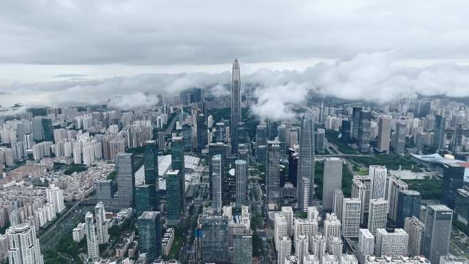 深圳城区云海