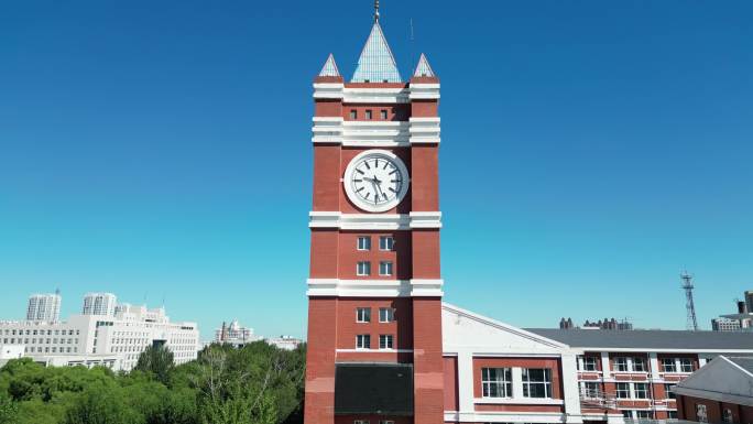 齐齐哈尔大学航拍钟楼