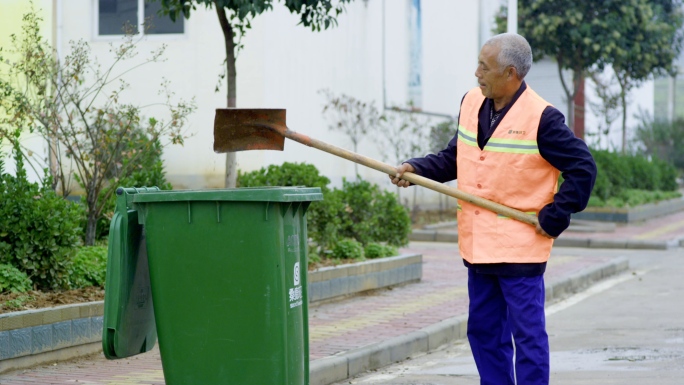 农村城镇街道清理打扫卫生创卫环卫工清洁工