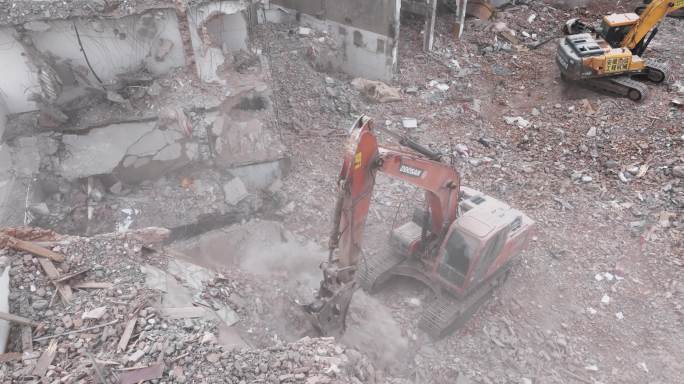 挖掘机拆迁旧城改造航拍