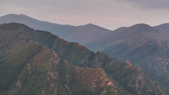 山西五台山东台日落光影