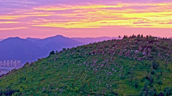 昆明长虫山日落城市航拍