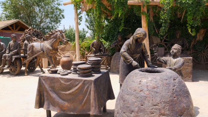 新疆喀什巴扎雕塑
