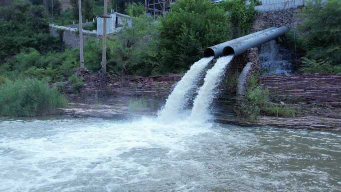 管道向河流排放达标水资源